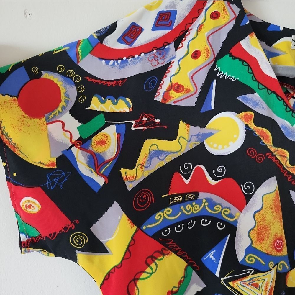 Vintage Patterned Short Sleeve Button Down Shirt - Picture 4 of 5